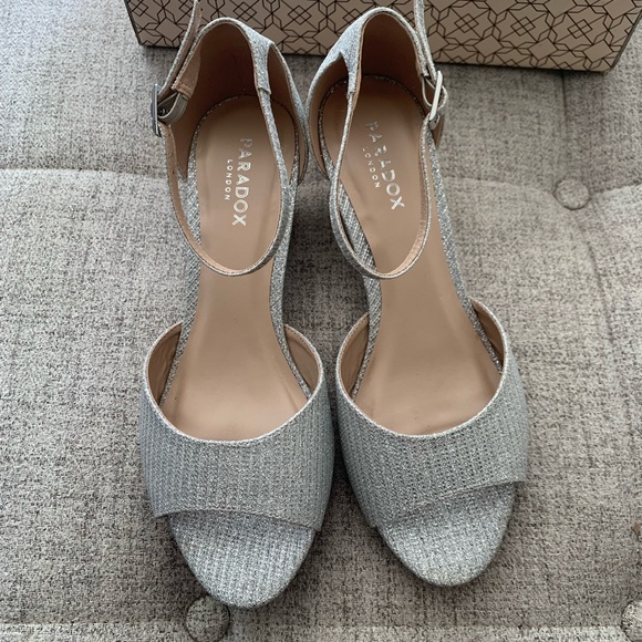 Brand New Paradox London Silver Wedges - Picture 3 of 6